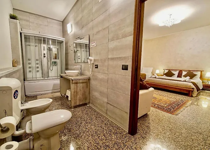 Private Bathroom King Room
